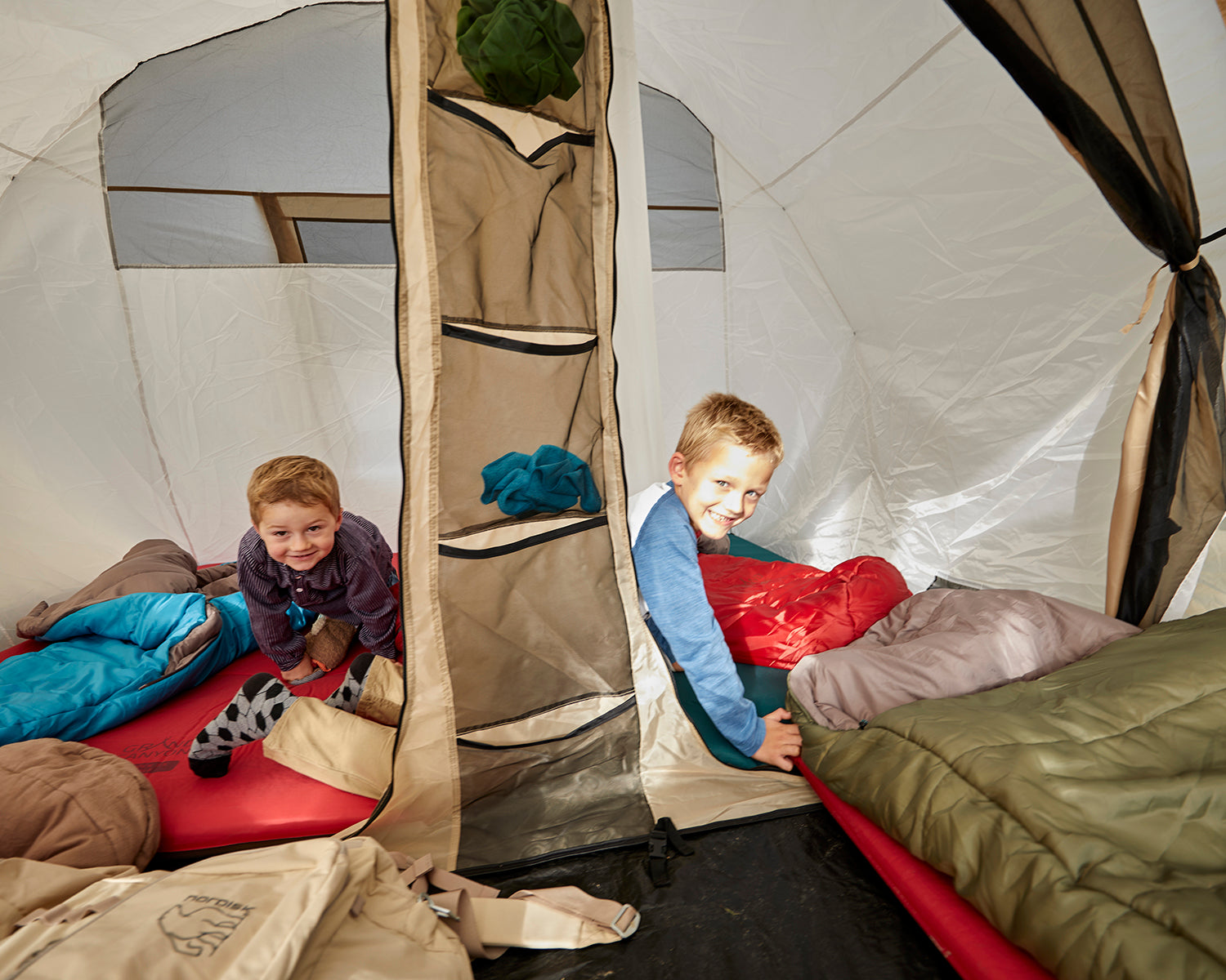 Fairbanks 150 Kids Sleeping Bag - Red Dahlia