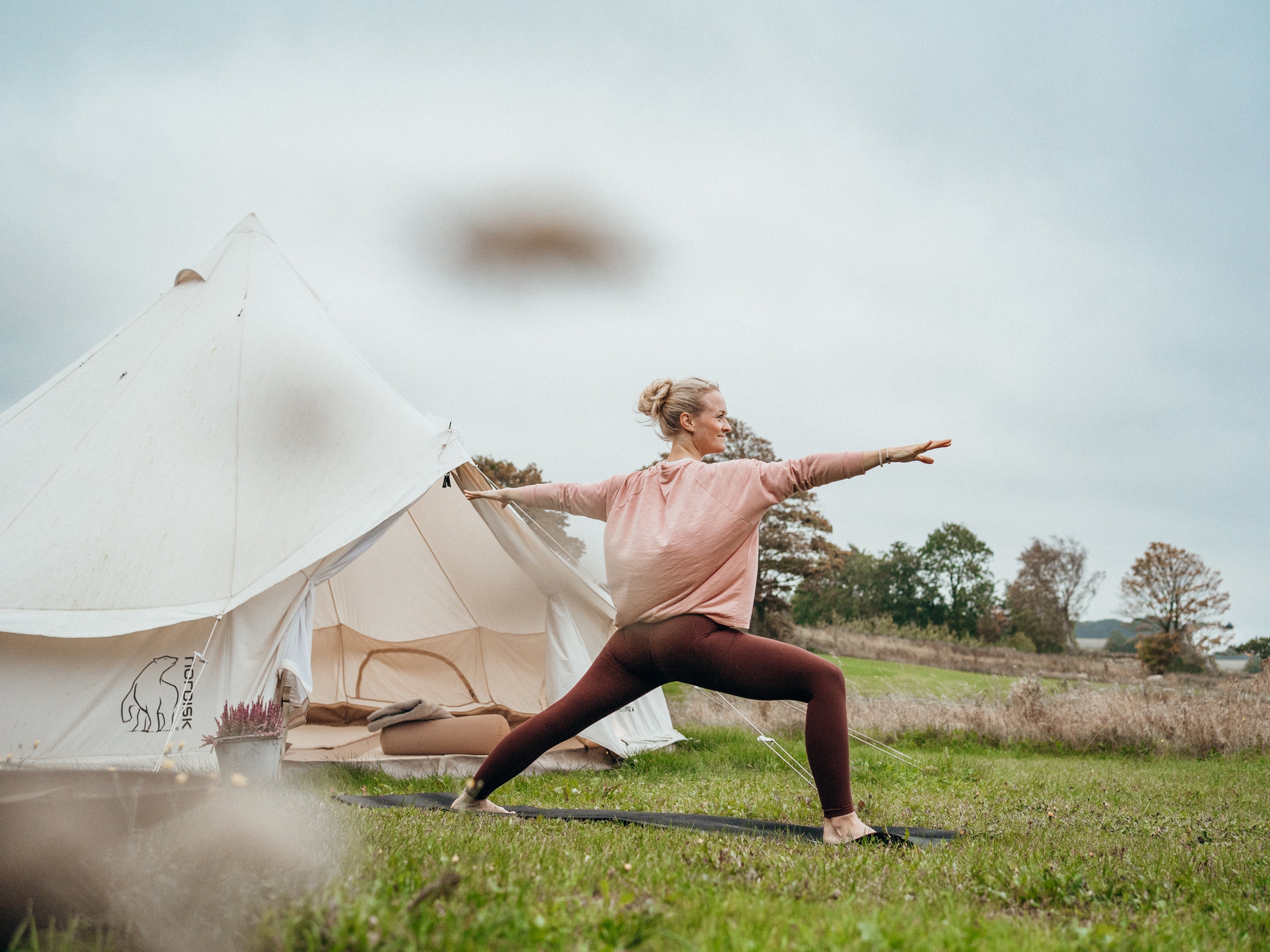 Asgard 19.6 Glamping Tent - 19.6 m² | 8-10 person | Sandshell