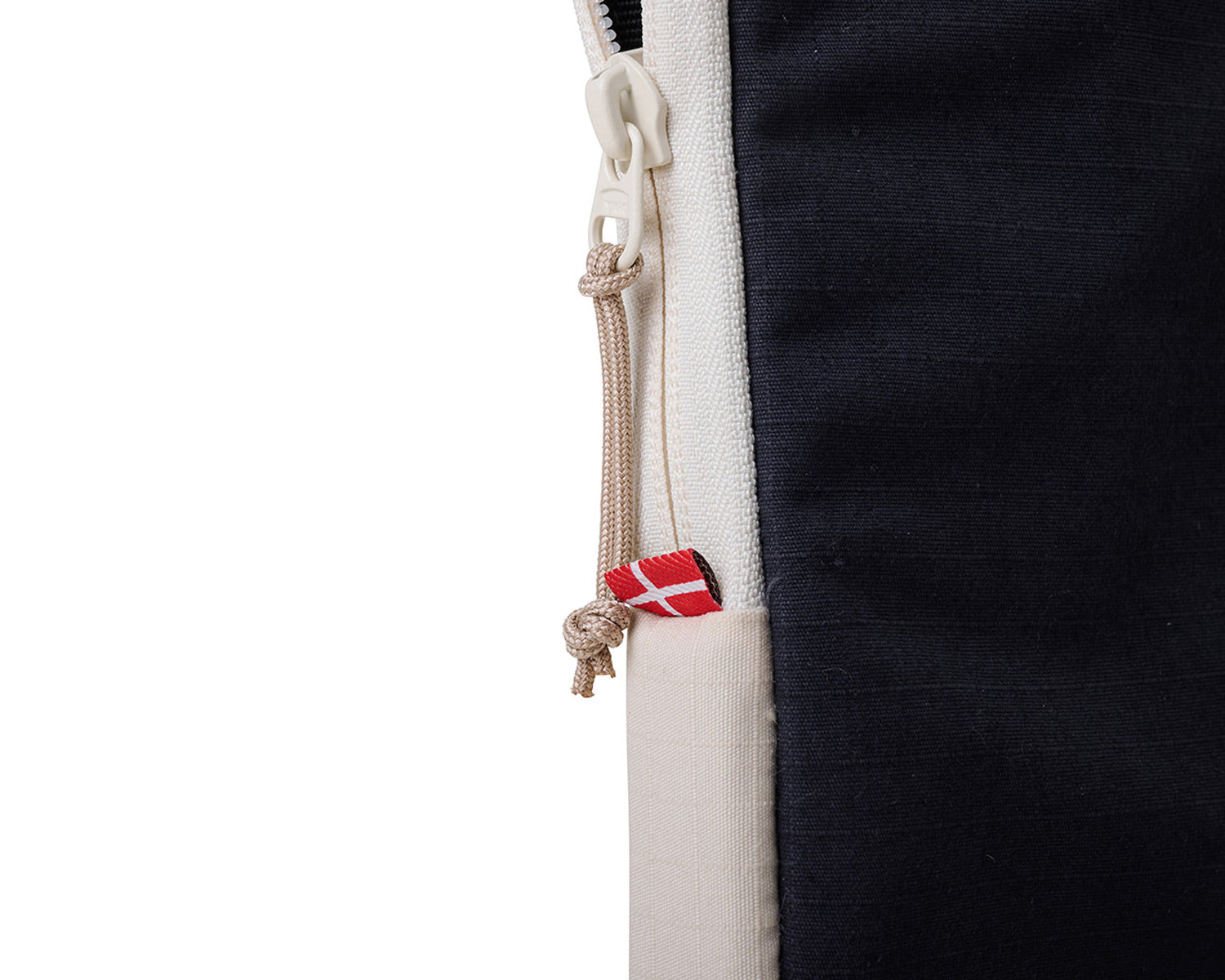 Askov Laptop Bag L | Sandshell
