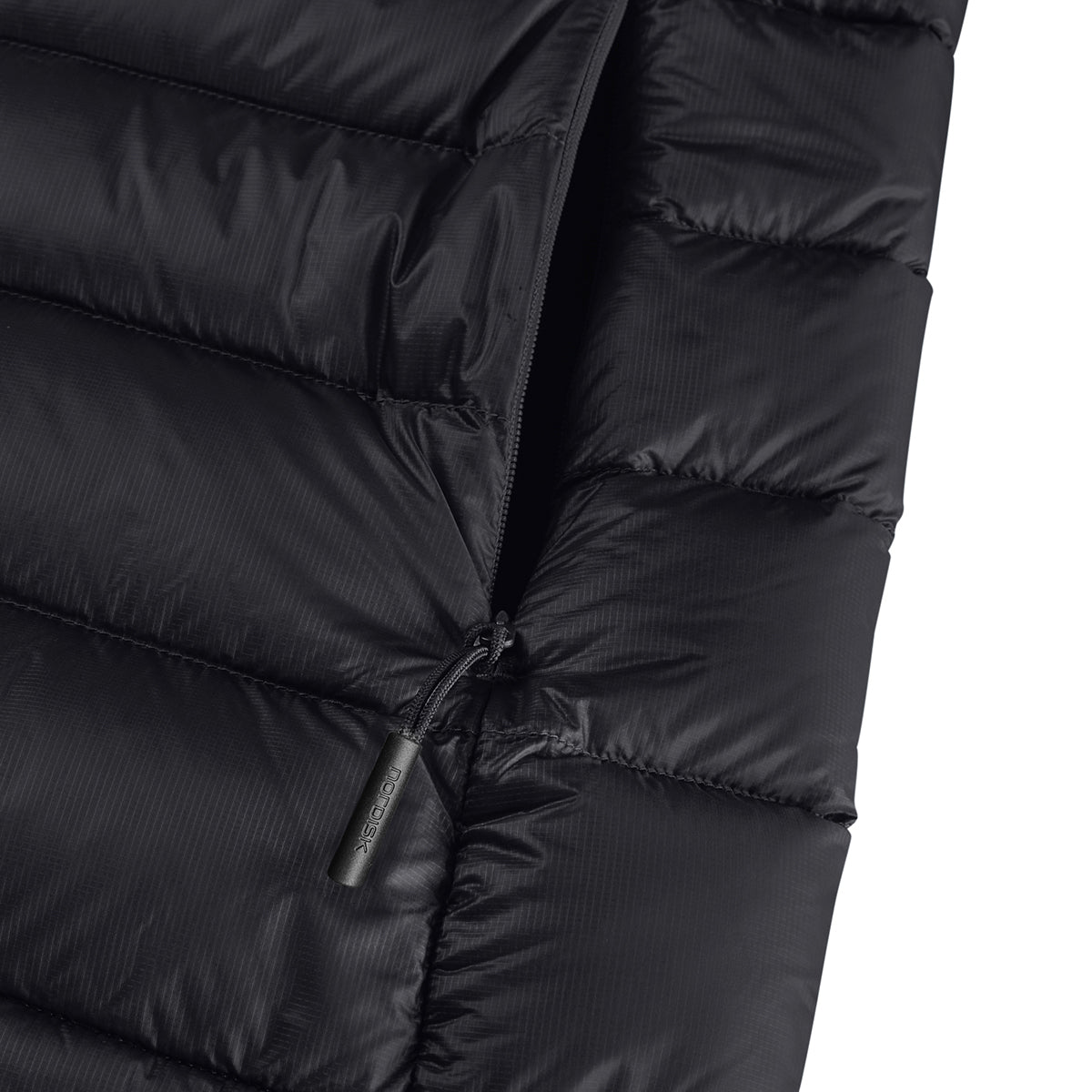 Thyra - Black