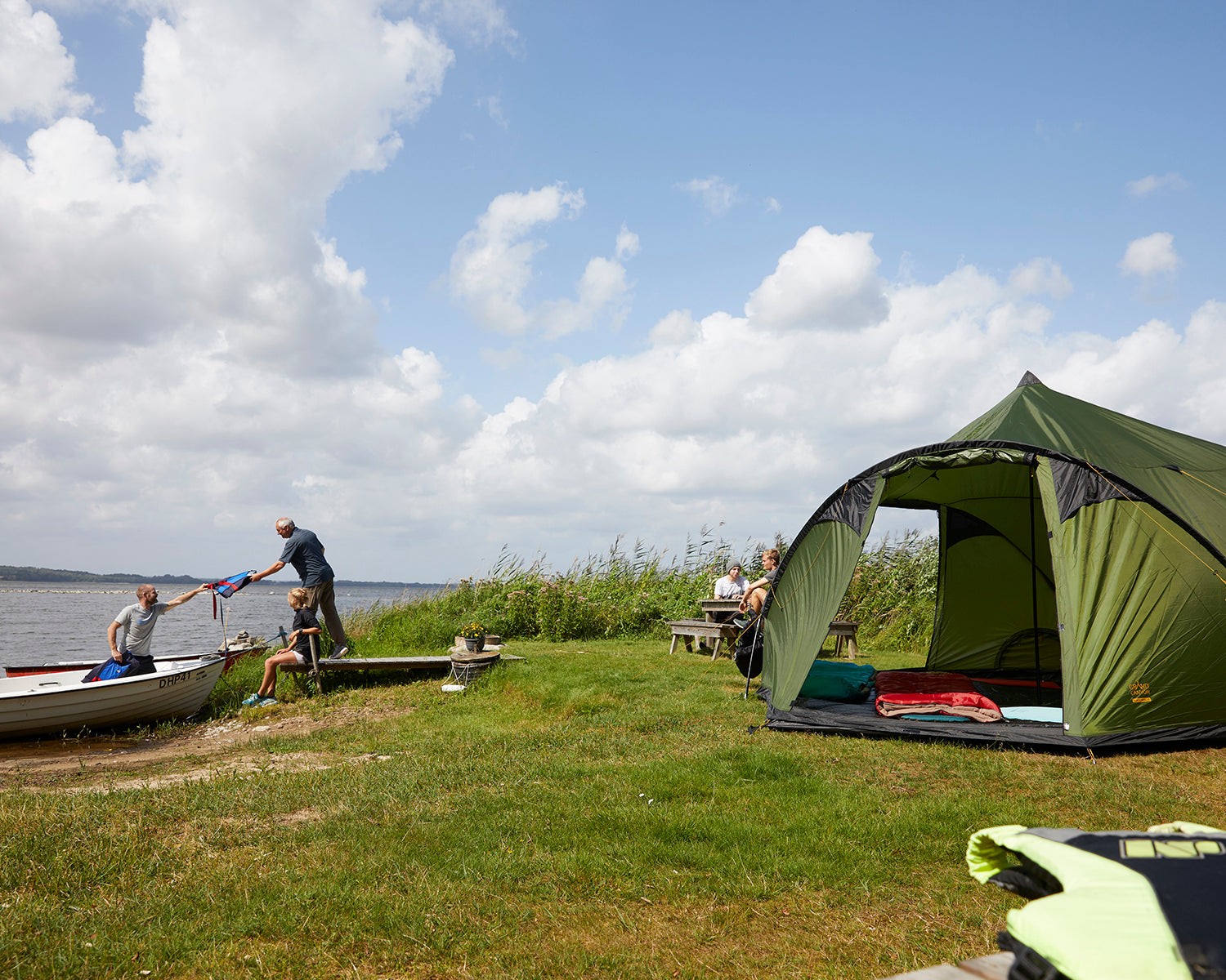 Black Knob 10 Tent - 10 person | Capulet Olive