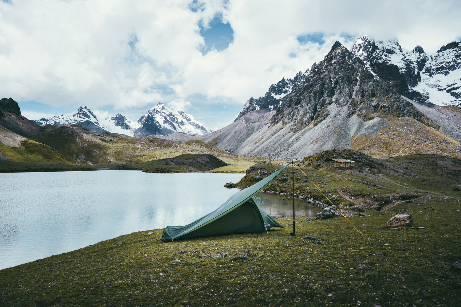 Voss 14 PU Tarp 14 m² | Nordisk Scandinavian Shelter