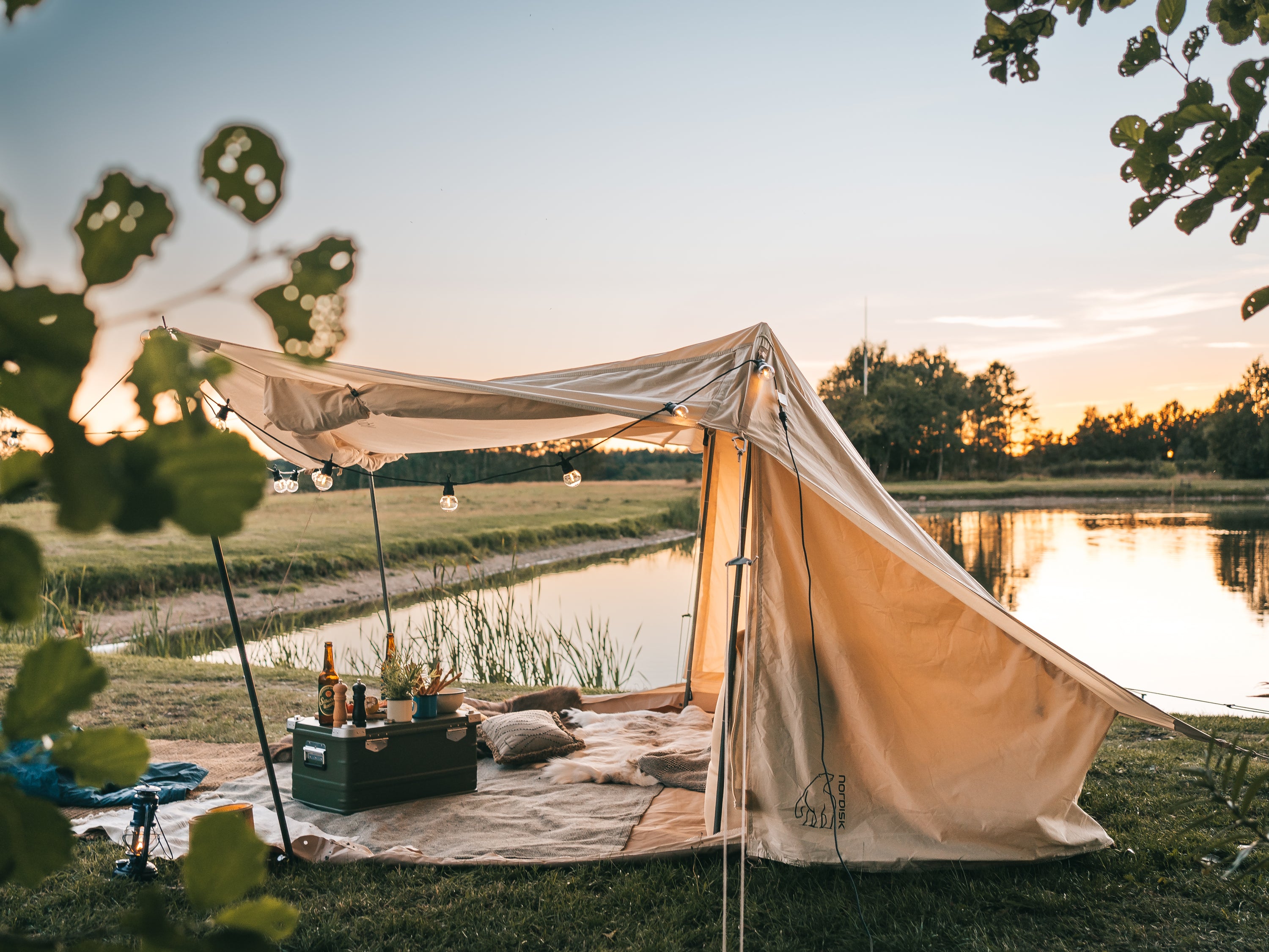 Ydun Sky Glamping Tent - 4 person | Sandshell